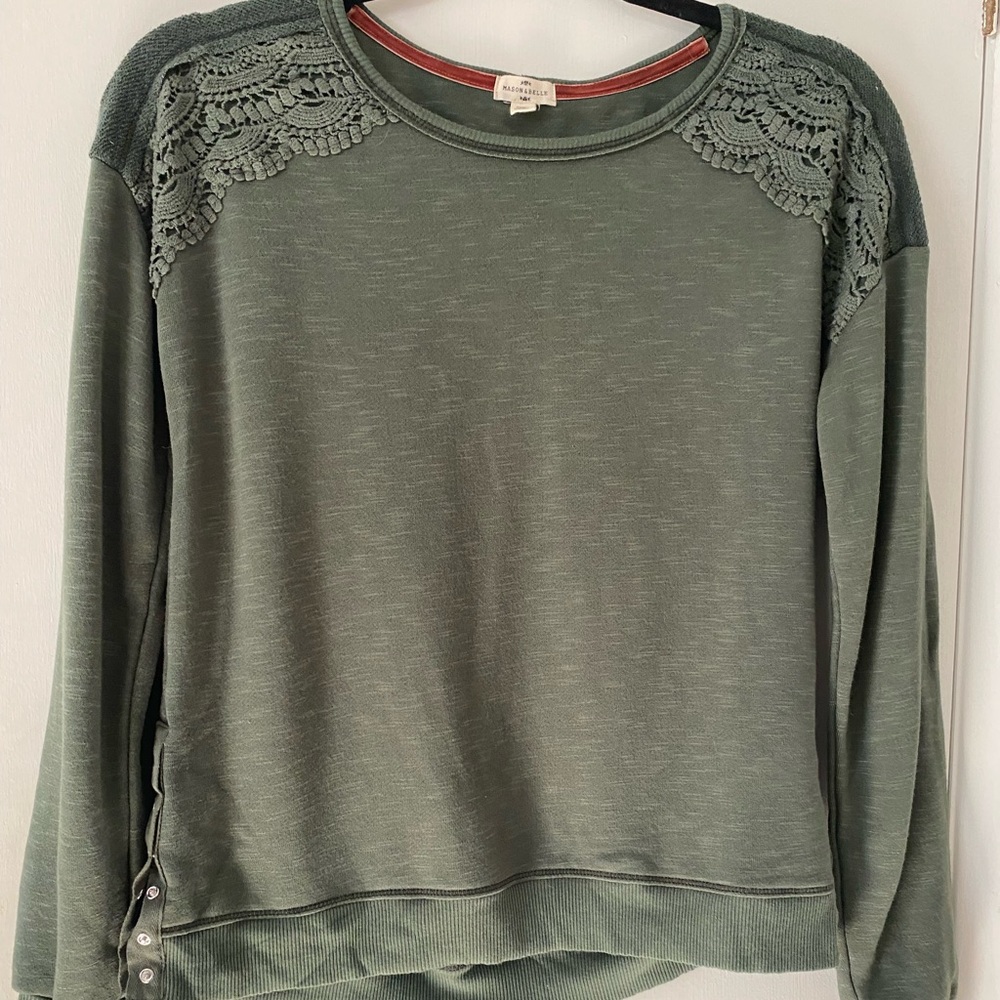 Tunic sweater top